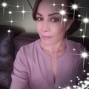 Meet your Posher, Nora